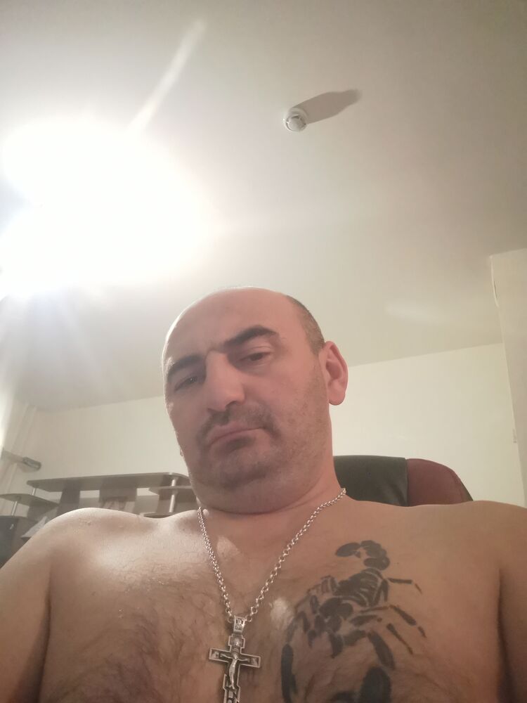  -,   Djiba, 40 ,   