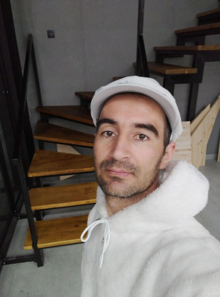  ,   , 42 ,   ,   