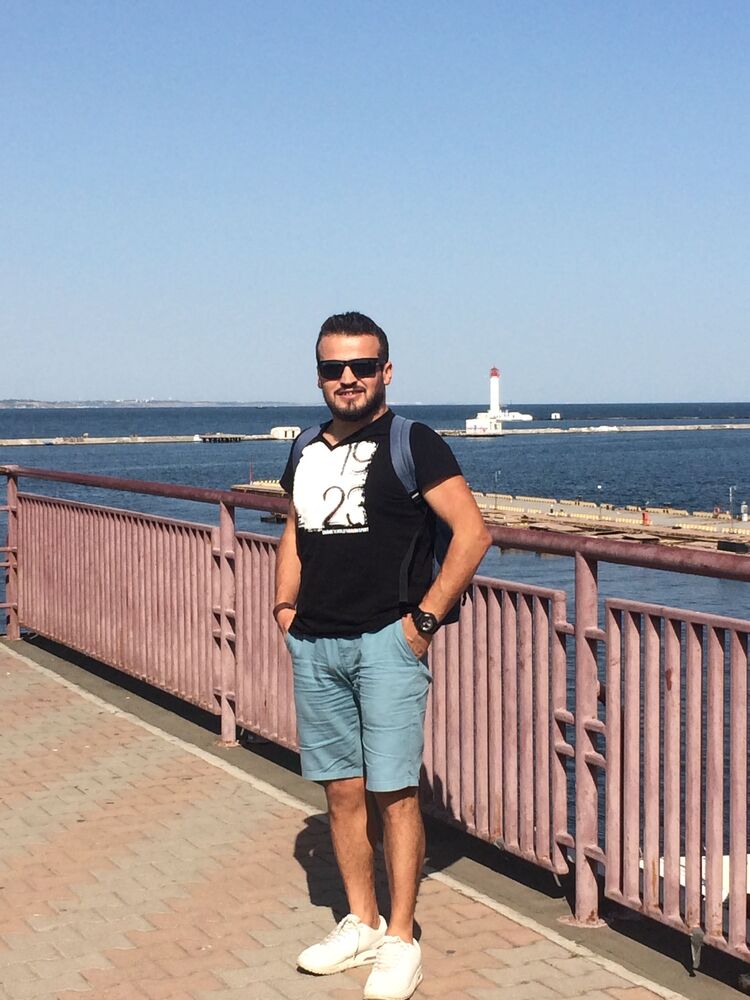  ,   Ilyas, 32 ,   ,   