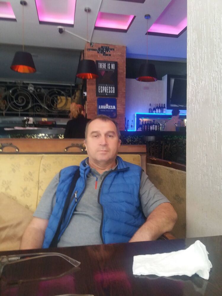  38428602  , 54 ,    