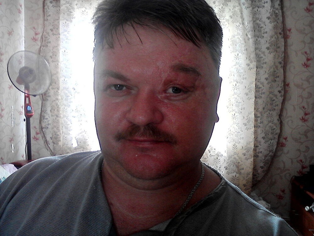  8688772  VLAD, 52 ,     
