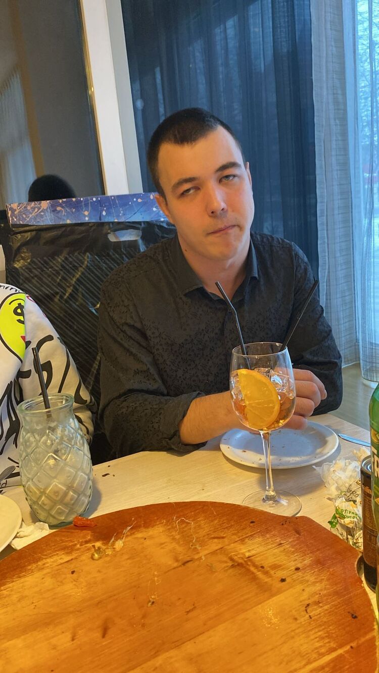  ,   Ivan, 27 ,   ,   