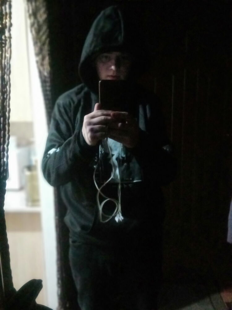  34289552  , 22 ,    
