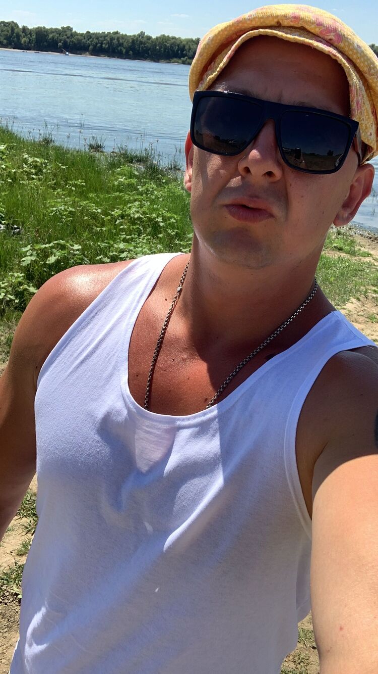  38835832  , 37 ,    