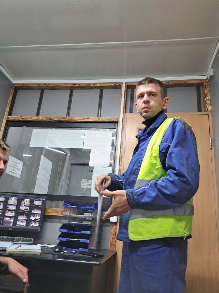  43214842  , 35 ,    