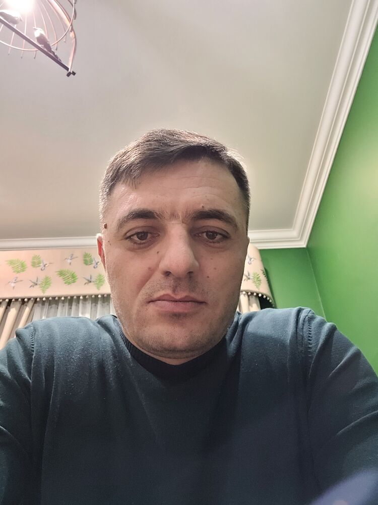  40431772  Sar, 39 ,    