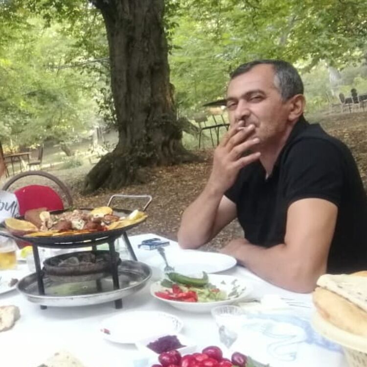  30796012  Yashar, 53 ,    