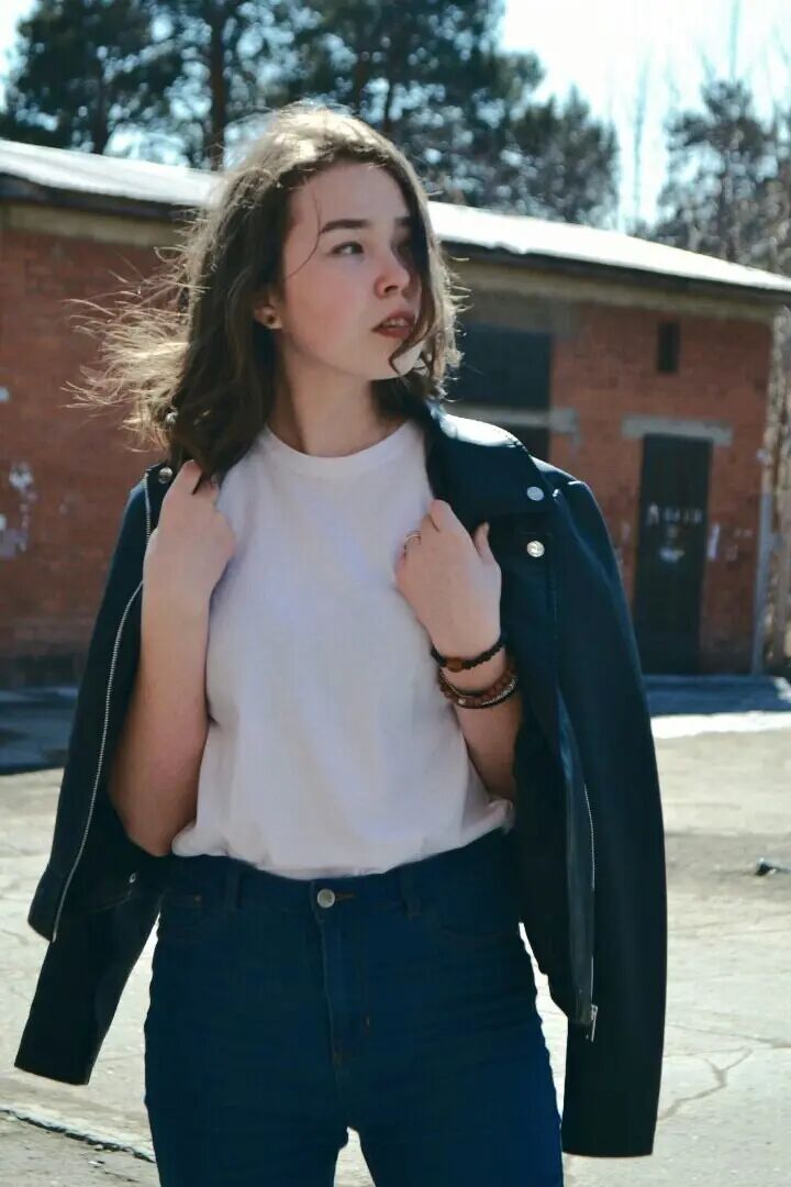  ,   , 24 ,   