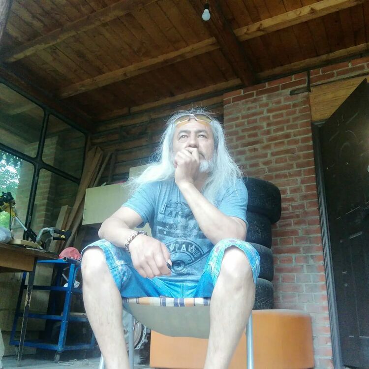  44805112  Alisher, 58 ,    
