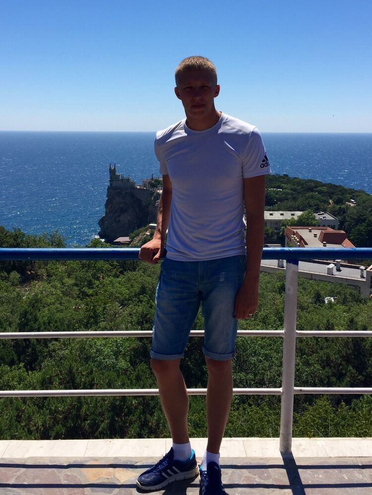  ,   Slava, 32 ,   ,   , c 