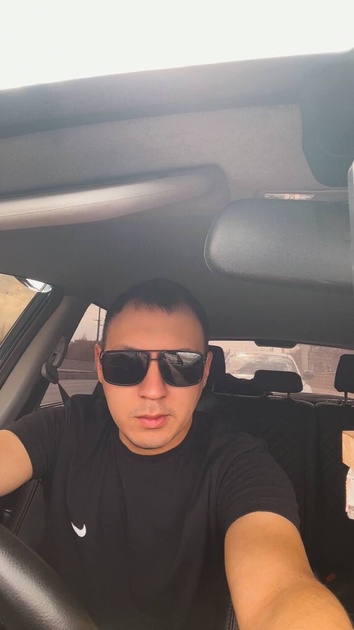  51057972  , 32 ,    