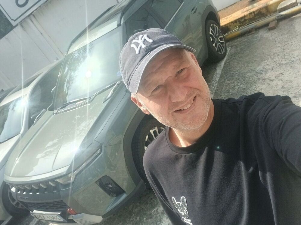  48298042  , 40 ,    