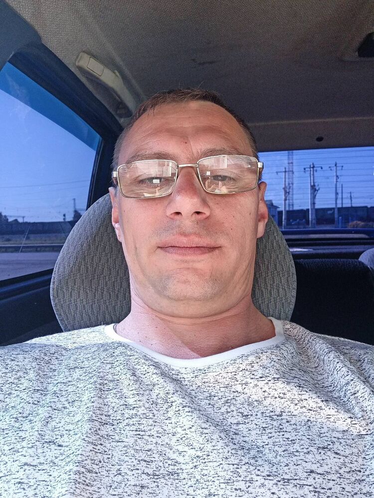  28611762  , 44 ,    