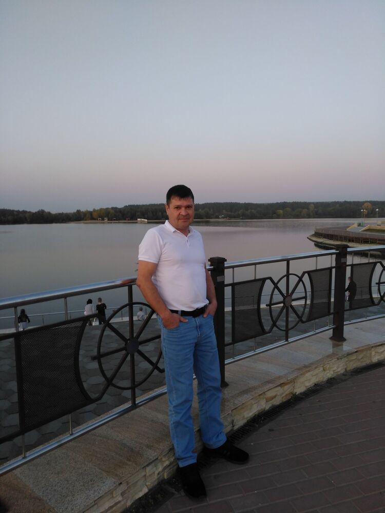  ,   Sergei, 48 ,   ,   , c 