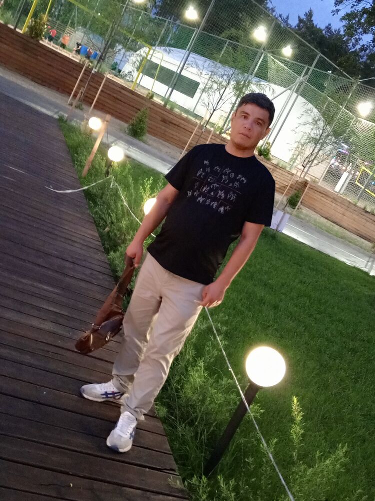  43554412  BATYR, 35 ,    