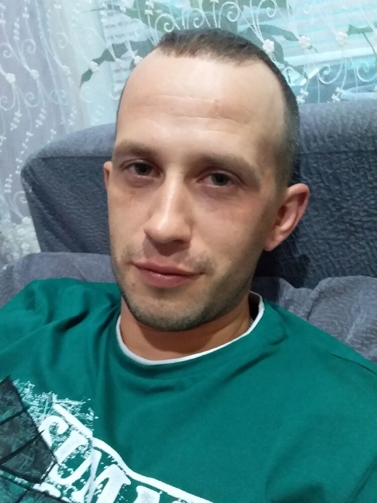  30822852  , 37 ,    