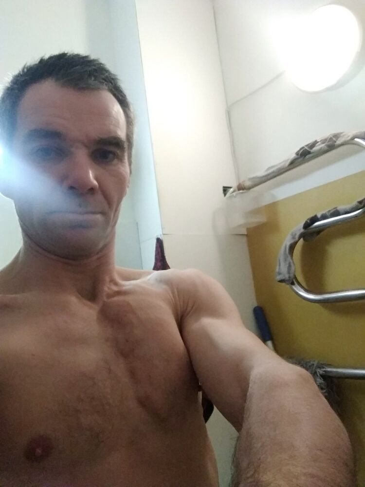  ,   Robert, 48 ,   ,   , c 