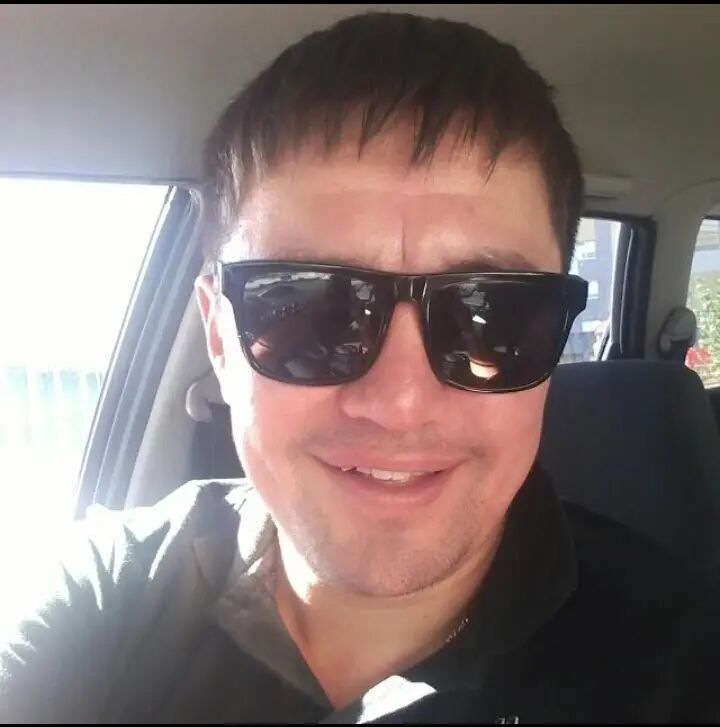   ,   Marat, 40 ,   ,   