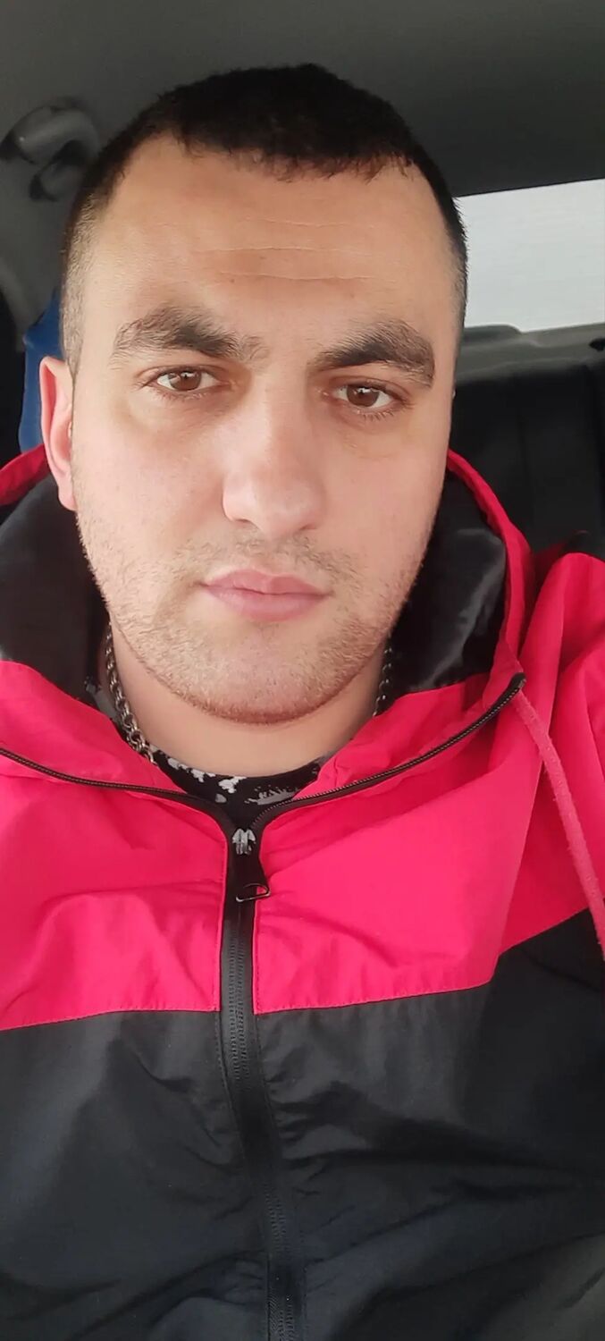  30053832  , 33 ,    