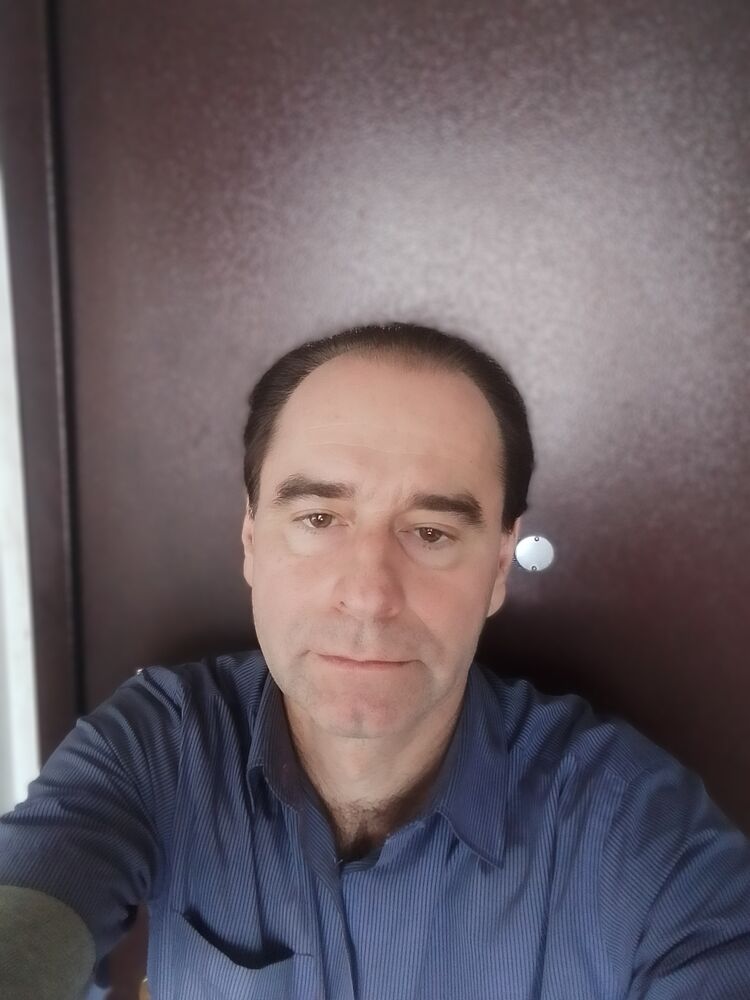  48735232  , 51 ,    