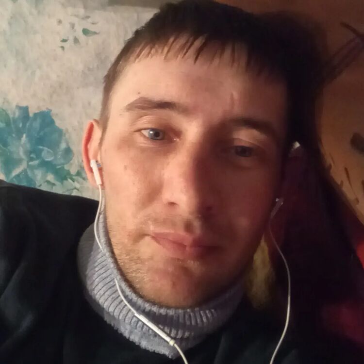 41084492  ALEX, 31 ,    