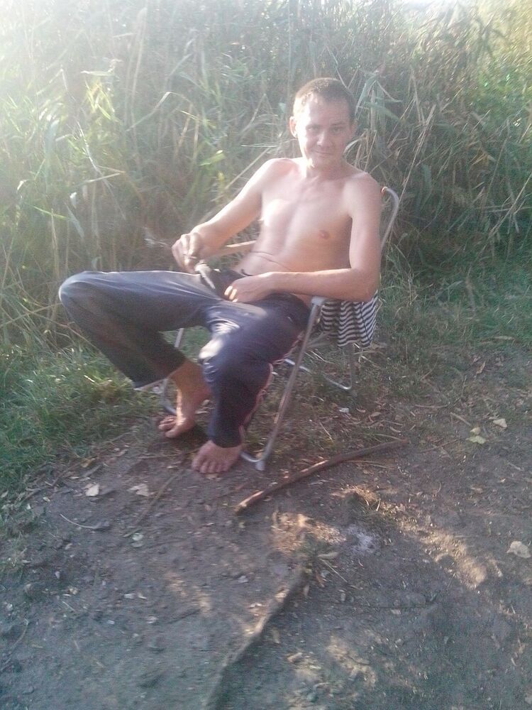  ,   Dmitryu, 52 ,     , c 