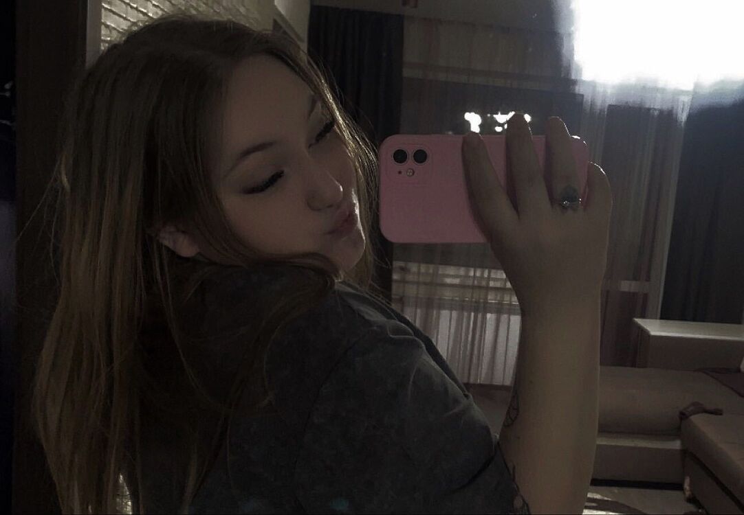  48995812  , 19 ,    