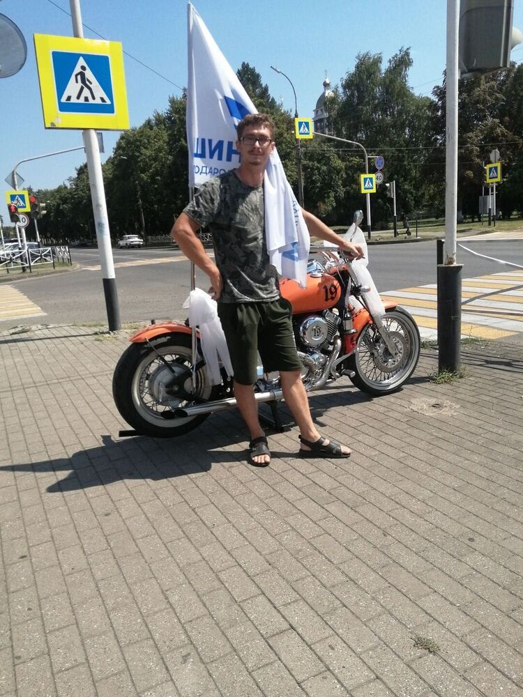  37482042  , 27 ,    -