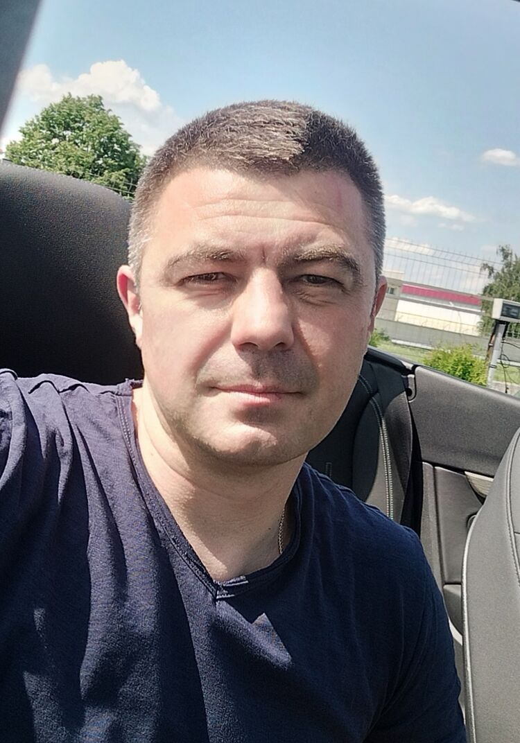  51957032  , 39 ,    