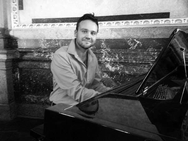  45604982  Anton, 36 ,    Praha