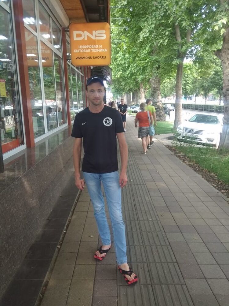 23281512  , 39 ,    