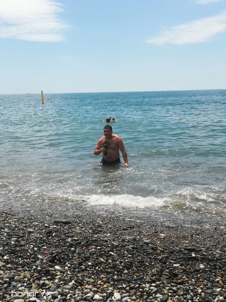  43238952  , 32 ,    --