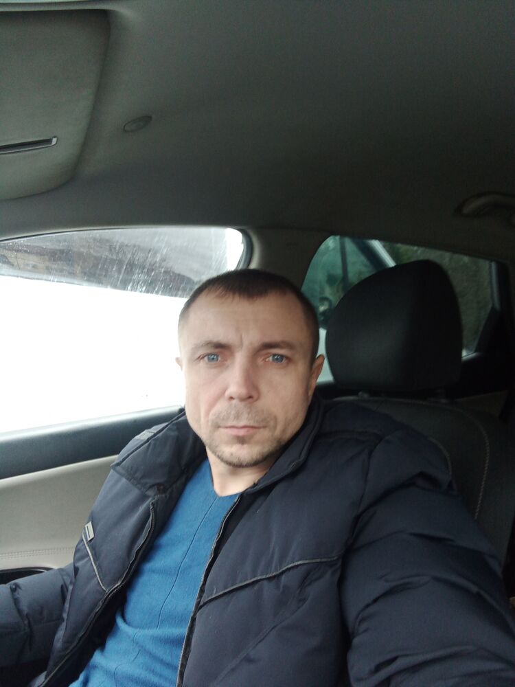  43046372  , 36 ,    