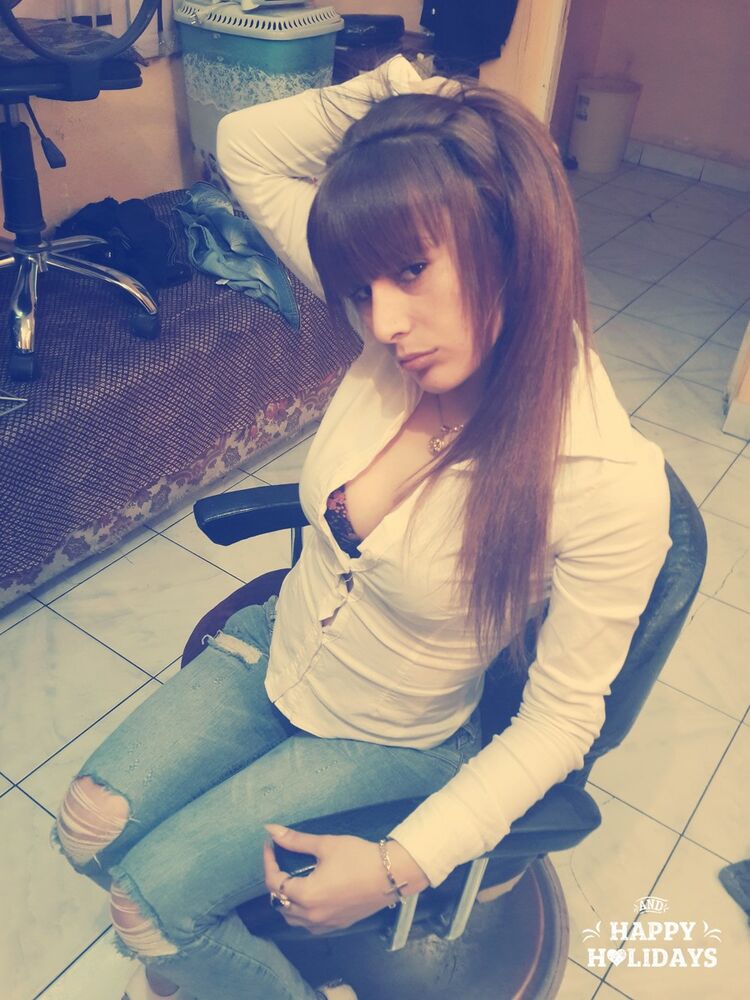  5855162  Meri, 33 ,    