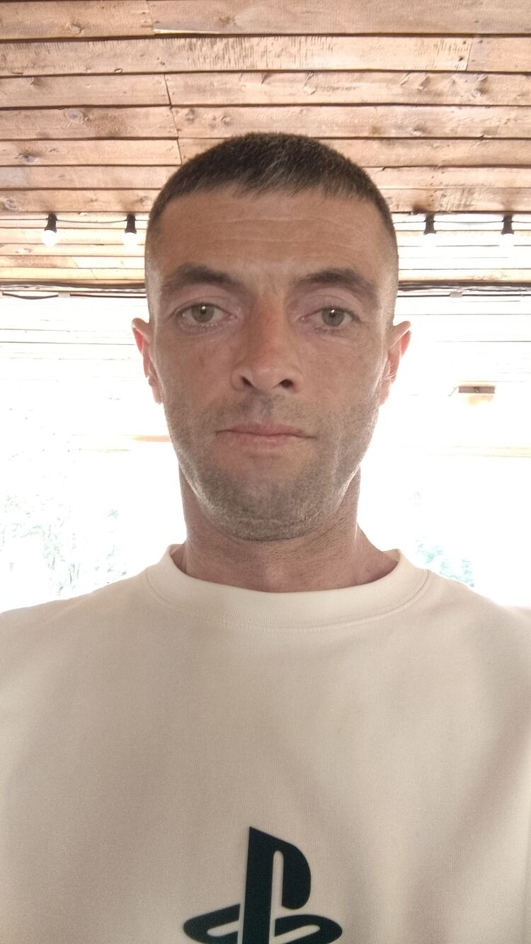  52009272  , 42 ,    