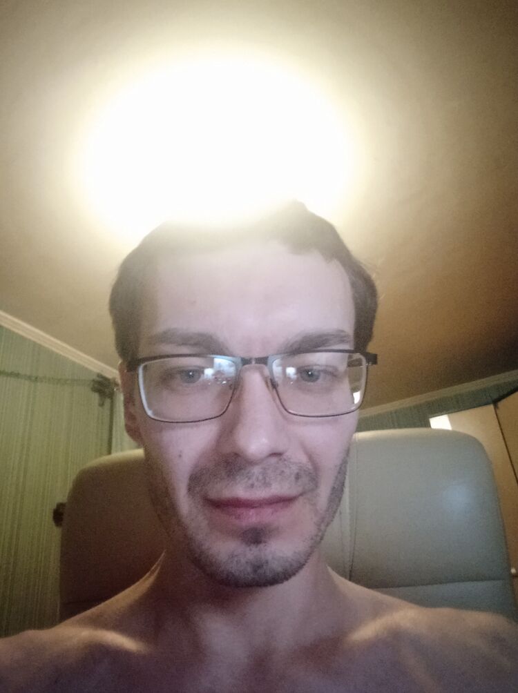  46005662  , 41 ,    