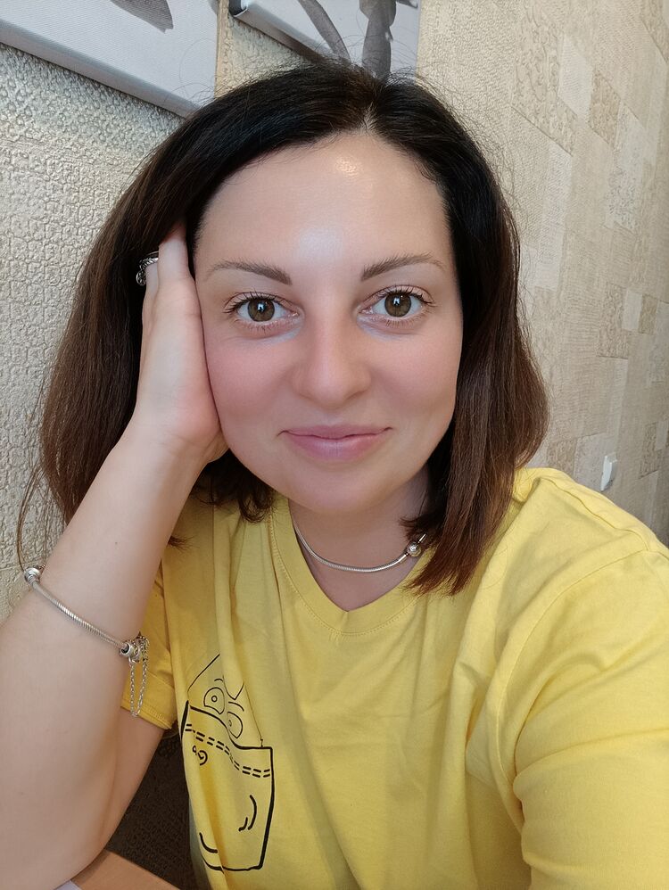  43864482  , 33 ,    