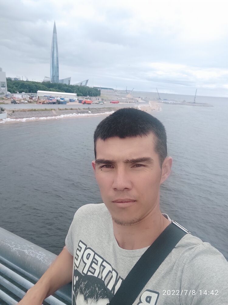  -,   Umar, 32 ,   ,   