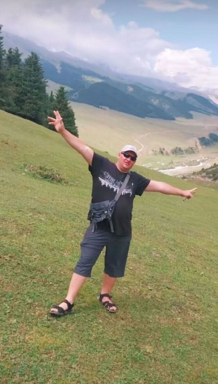  49539032  , 37 ,    