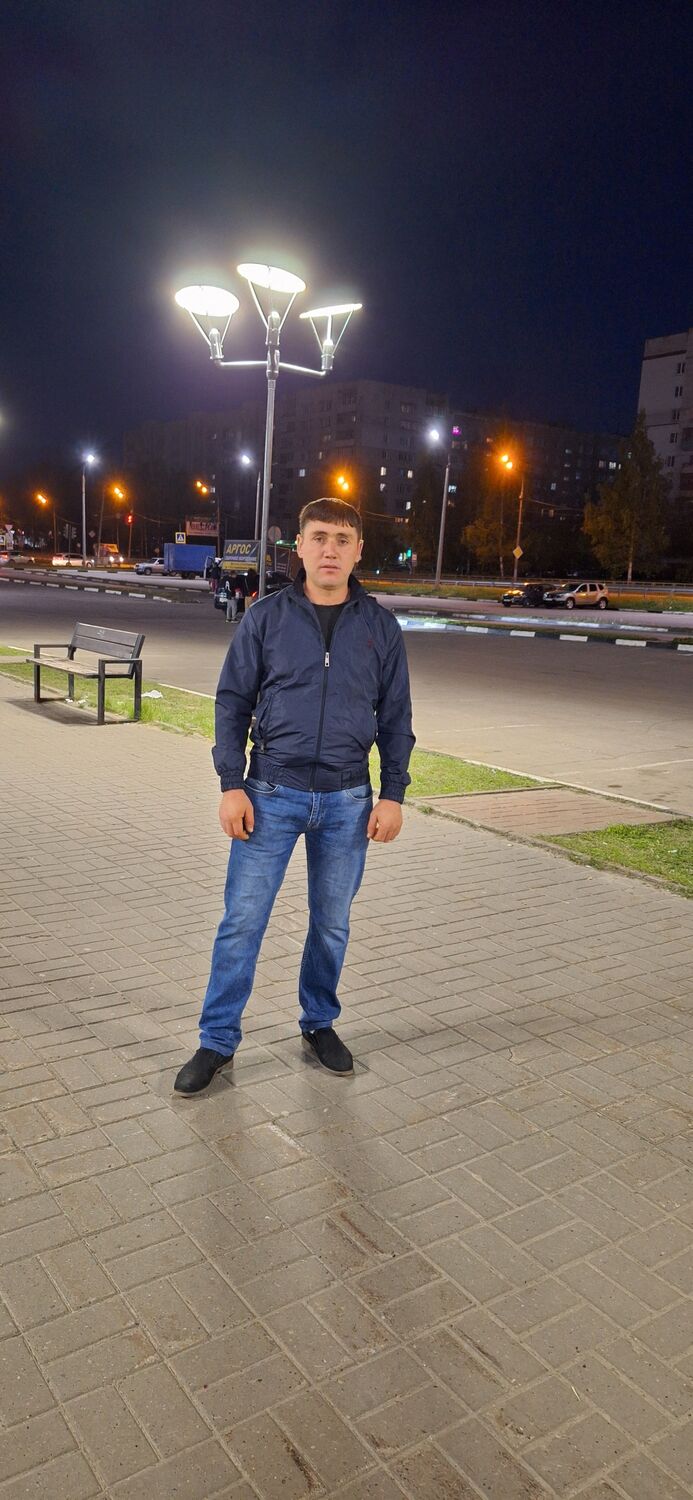  43414282  VARDAN, 33 ,    