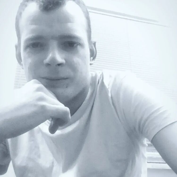  47054852  , 27 ,    