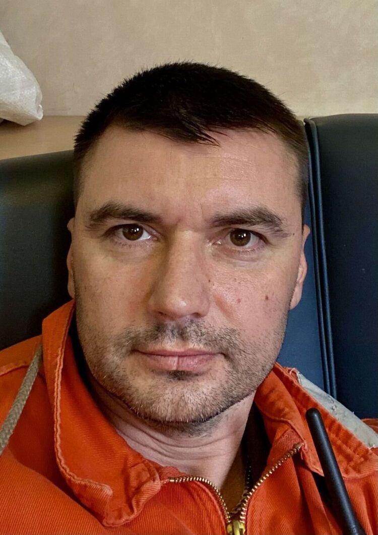  ,   Vladyslav, 46 ,   ,   