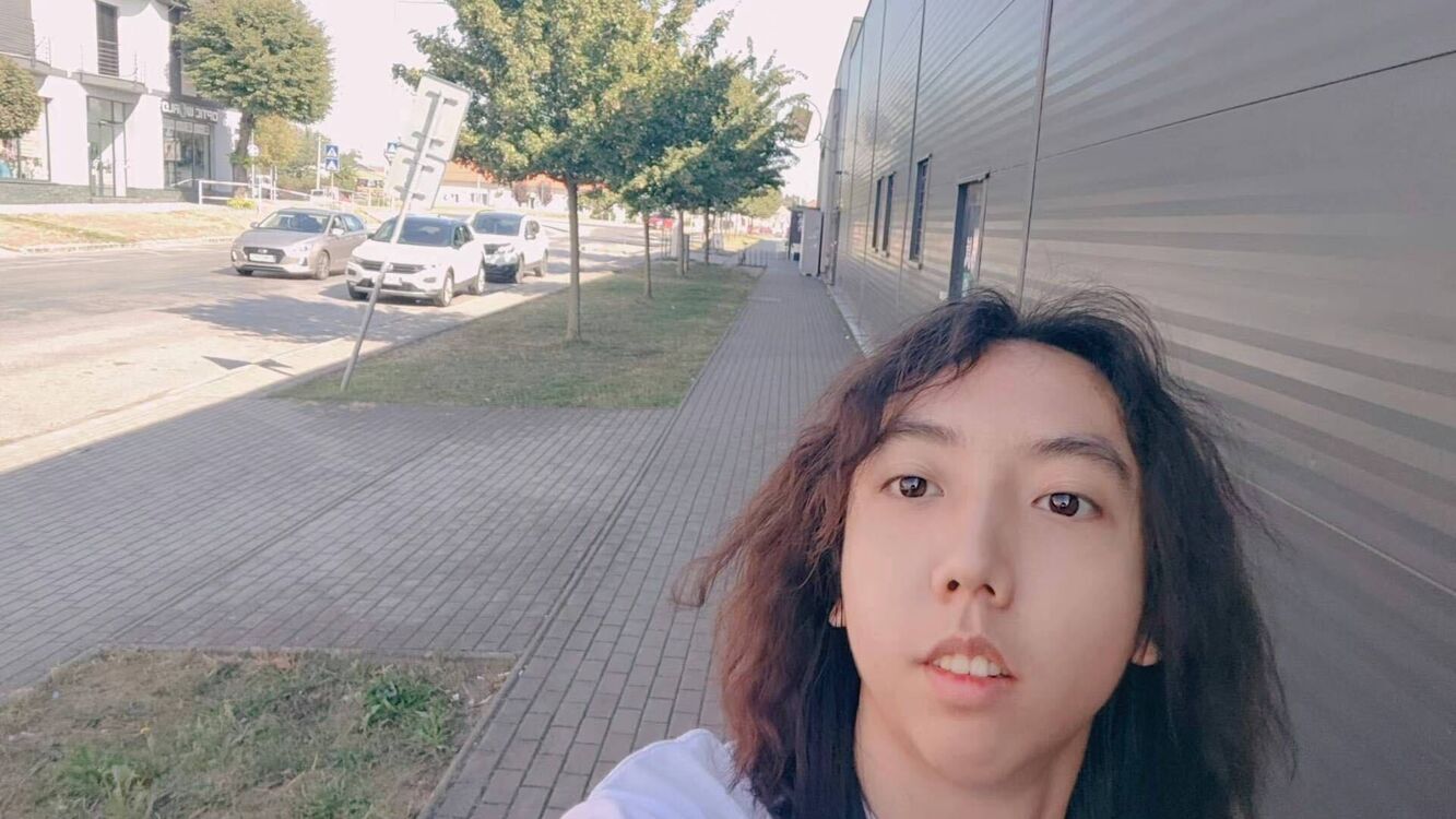  38626572  Ryan, 20 ,    