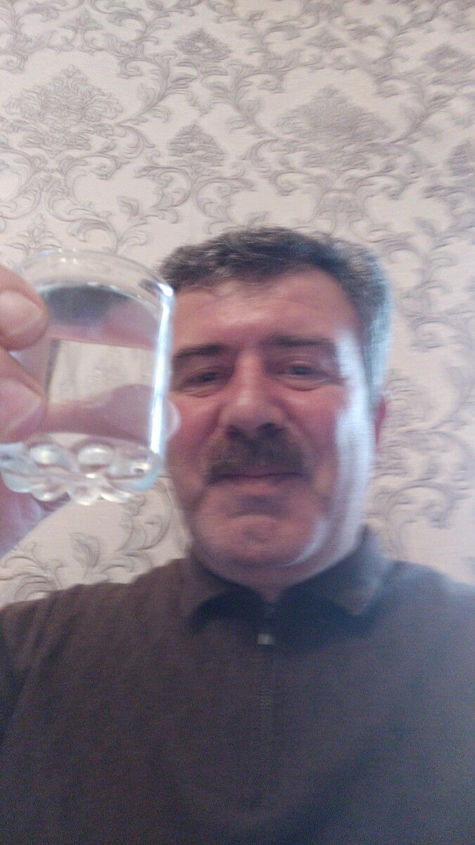  19793122  Azad, 52 ,    