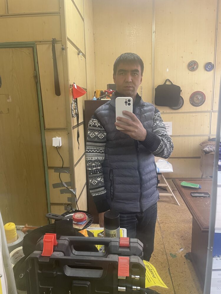  48705692  , 29 ,    