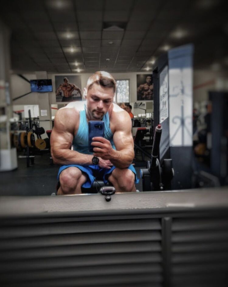 ���� 33683162 ������� �����, 42 ����, ���� ���������� � ������