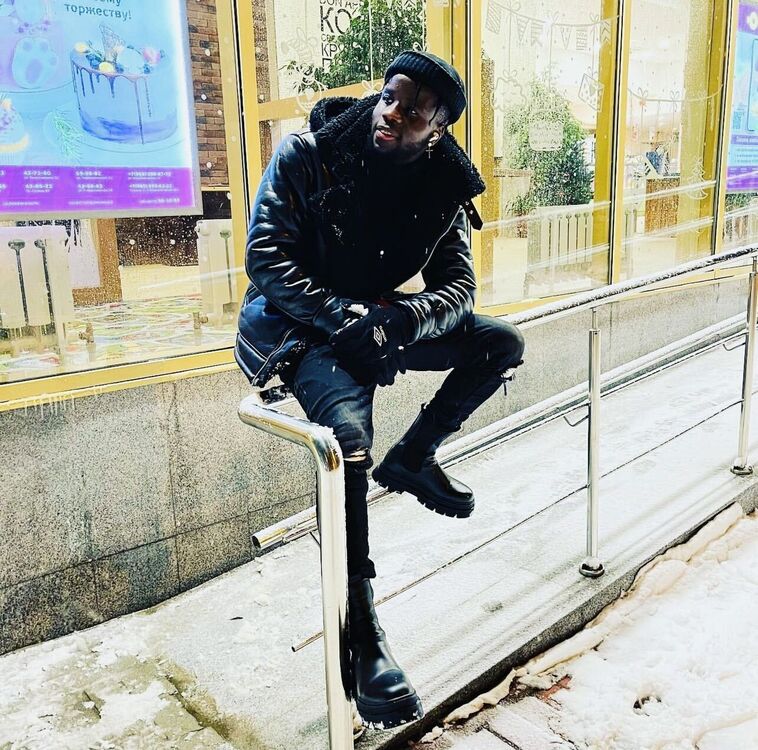  ,   Victor, 28 ,   ,   
