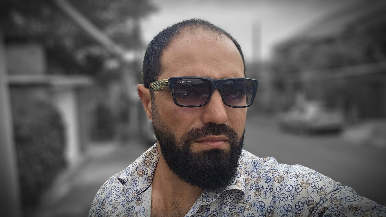  ,   Leo, 38 ,   ,   