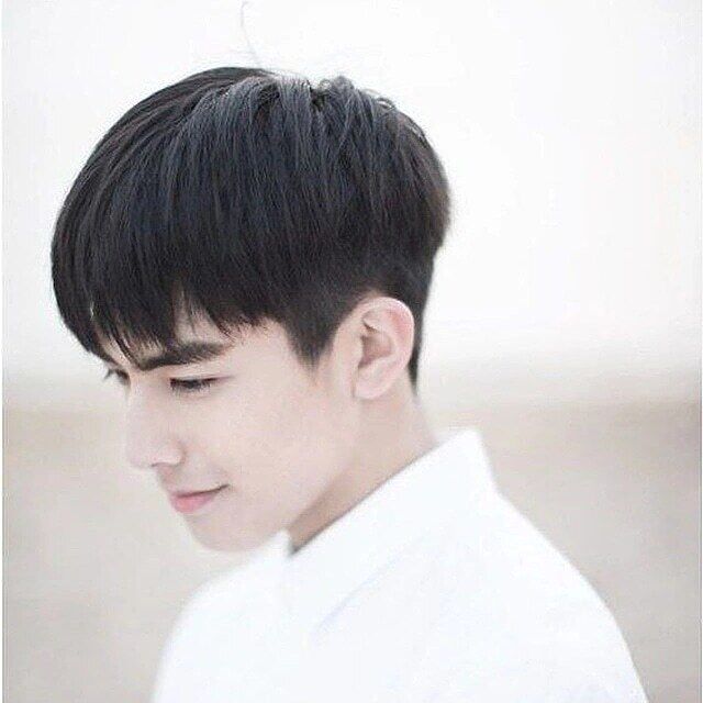  26106962  Artur, 21 ,    