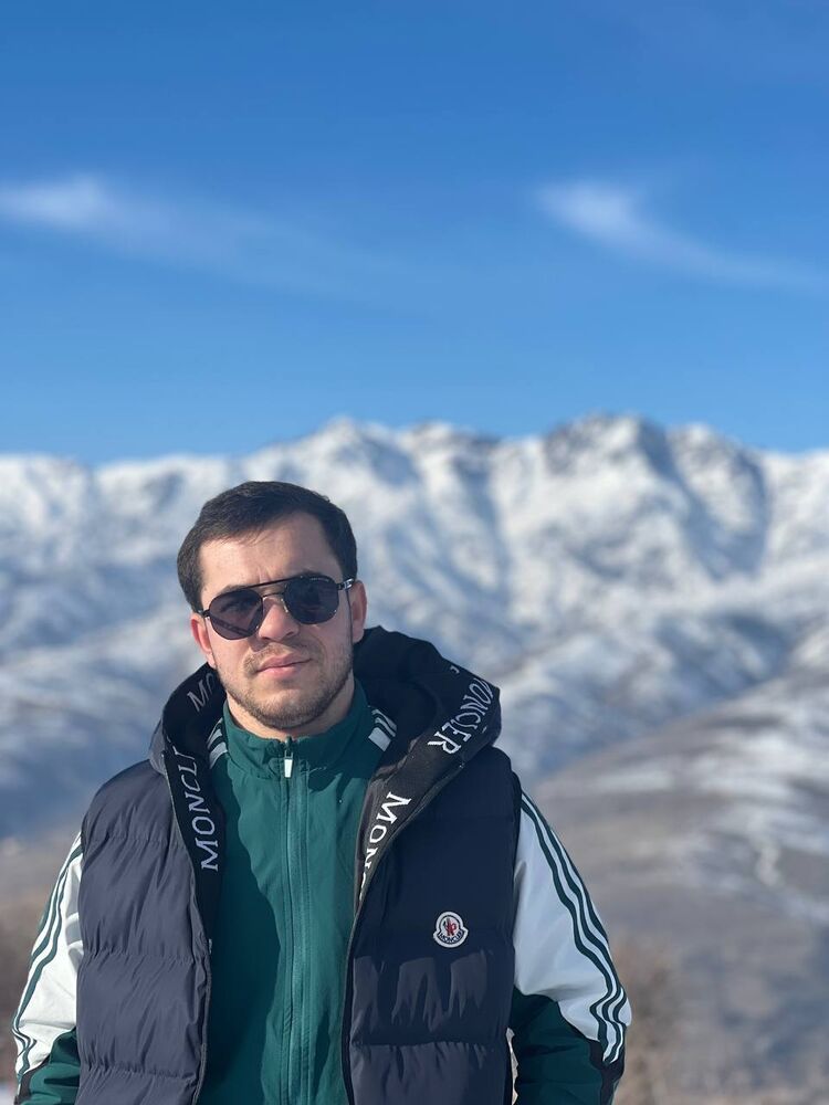  52924042  Uzb, 24 ,    